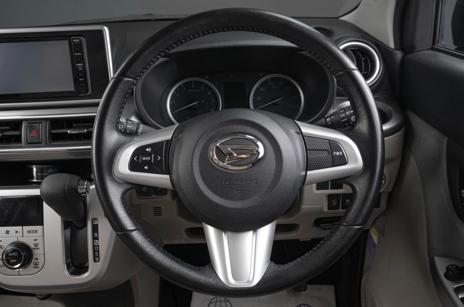 Daihatsu Cast 11 из 19