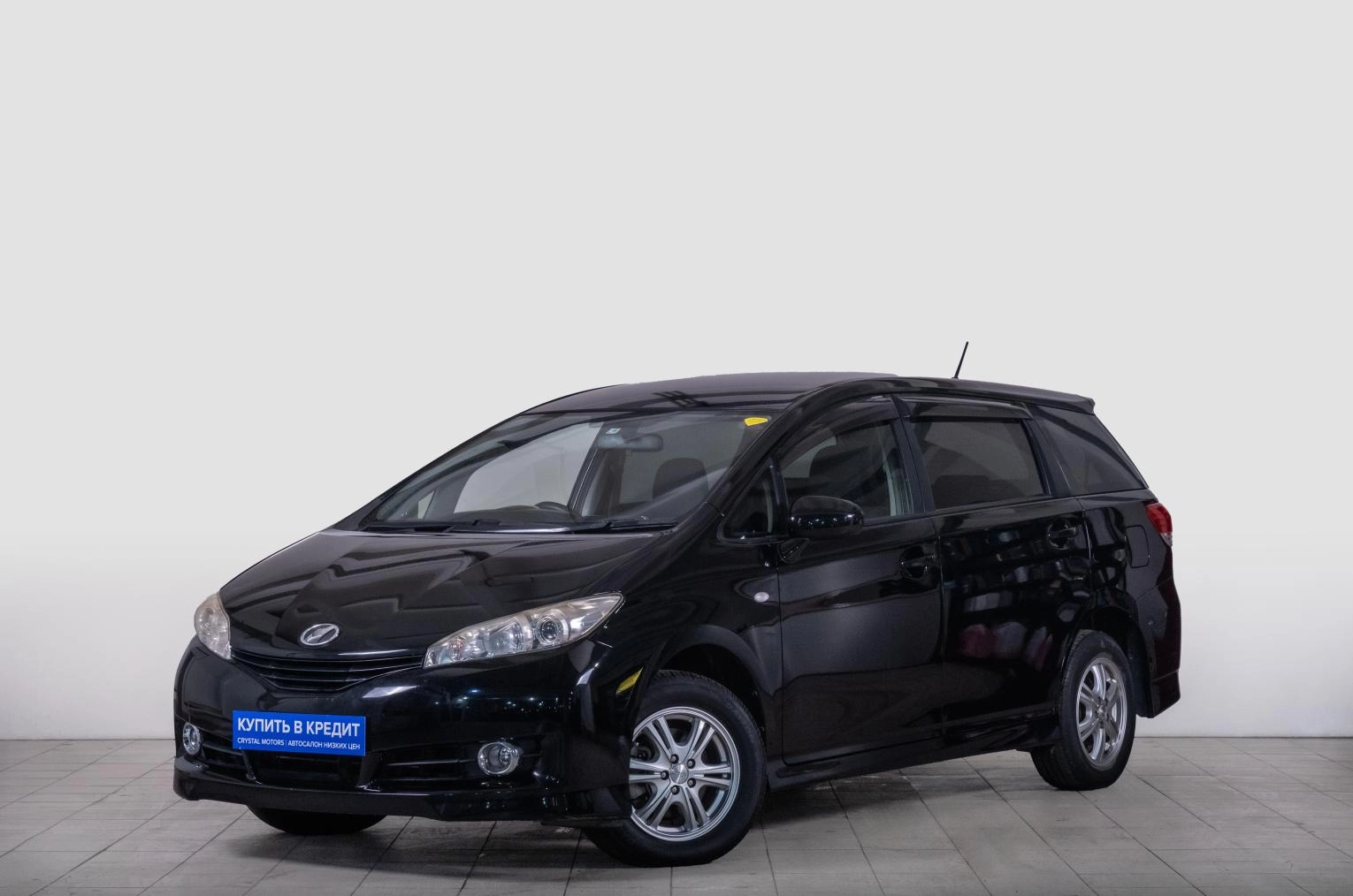 Toyota Wish 2 из 19