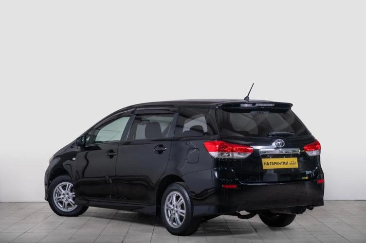 Toyota Wish 5 из 5