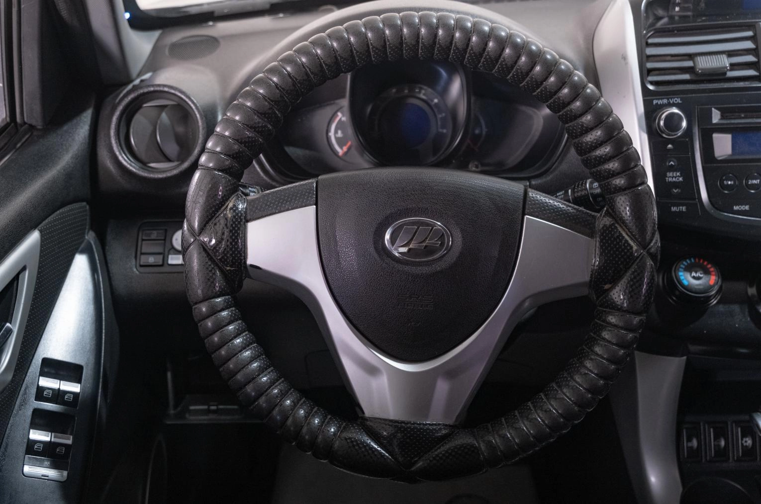 LIFAN X60 10 из 19