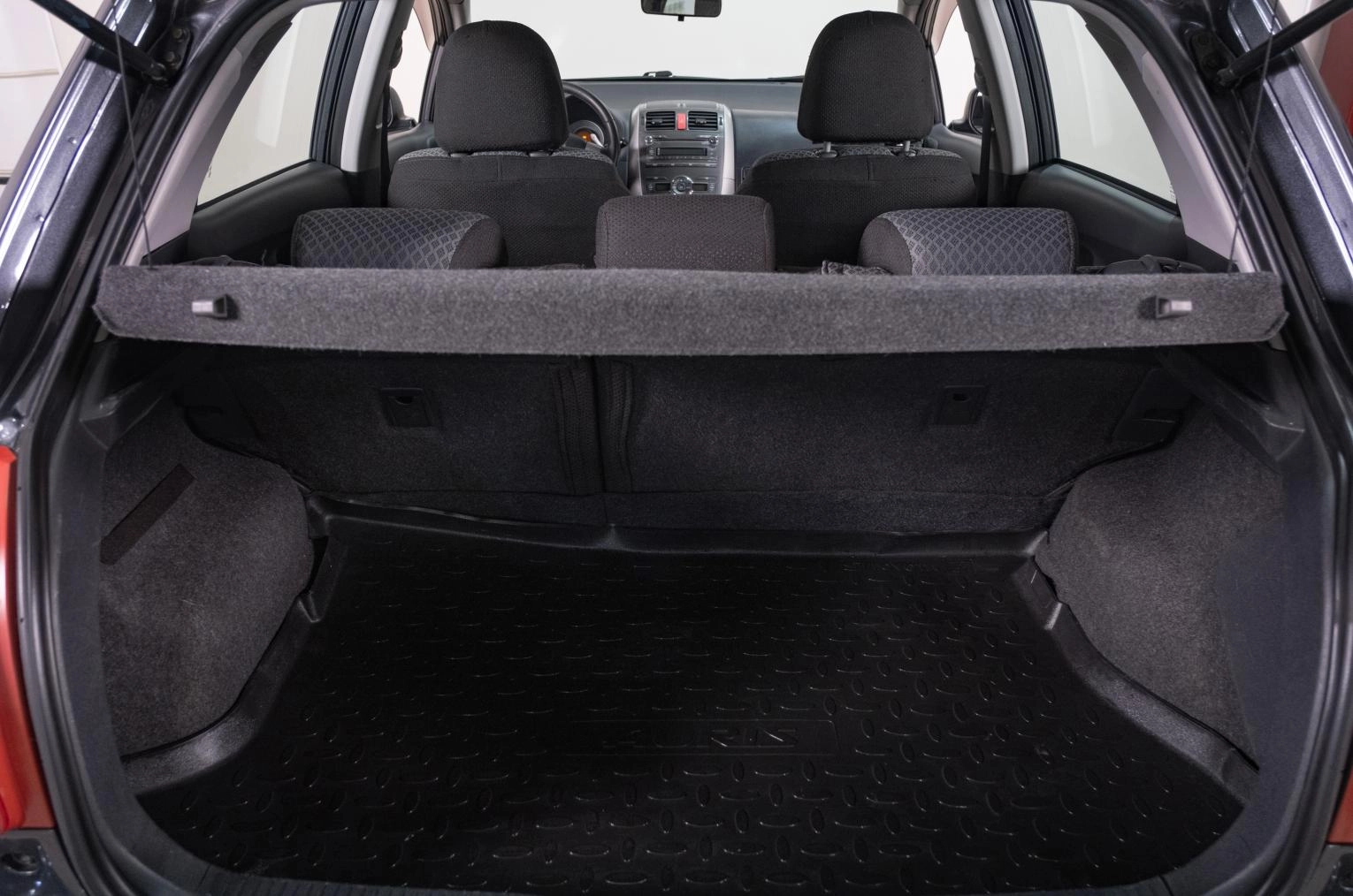 Toyota Auris 21 из 21