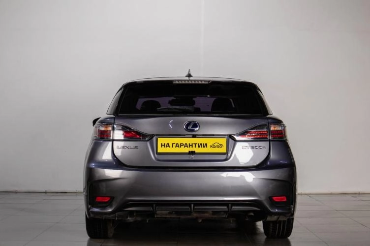 Lexus CT 5 из 5