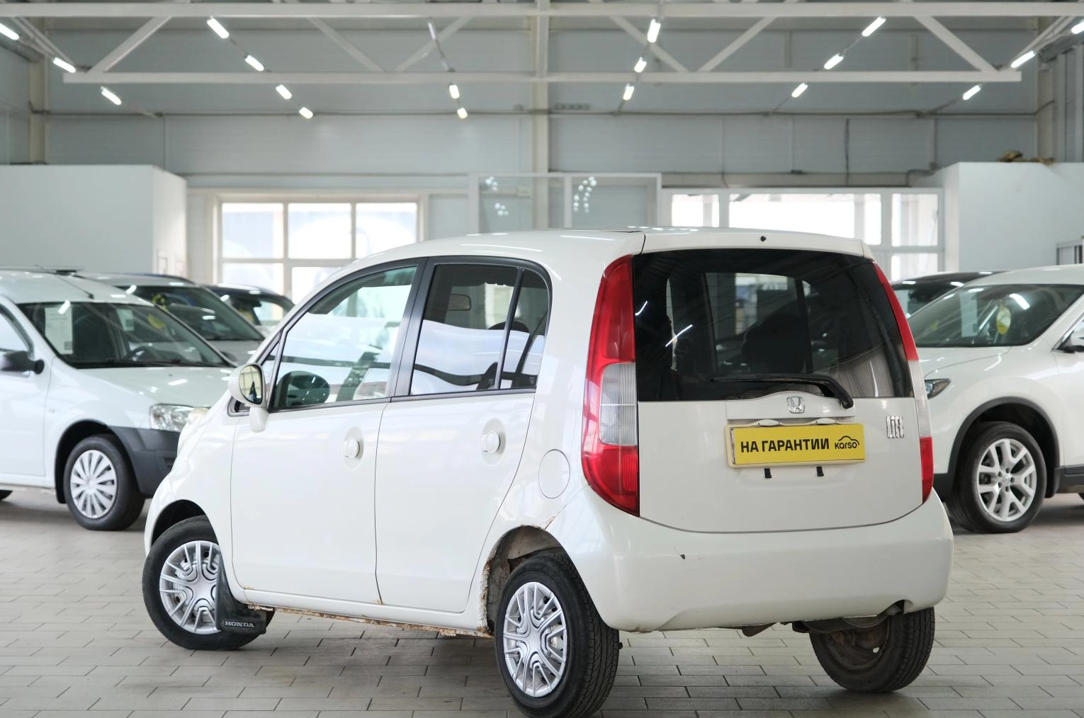 Honda Life 4 из 19