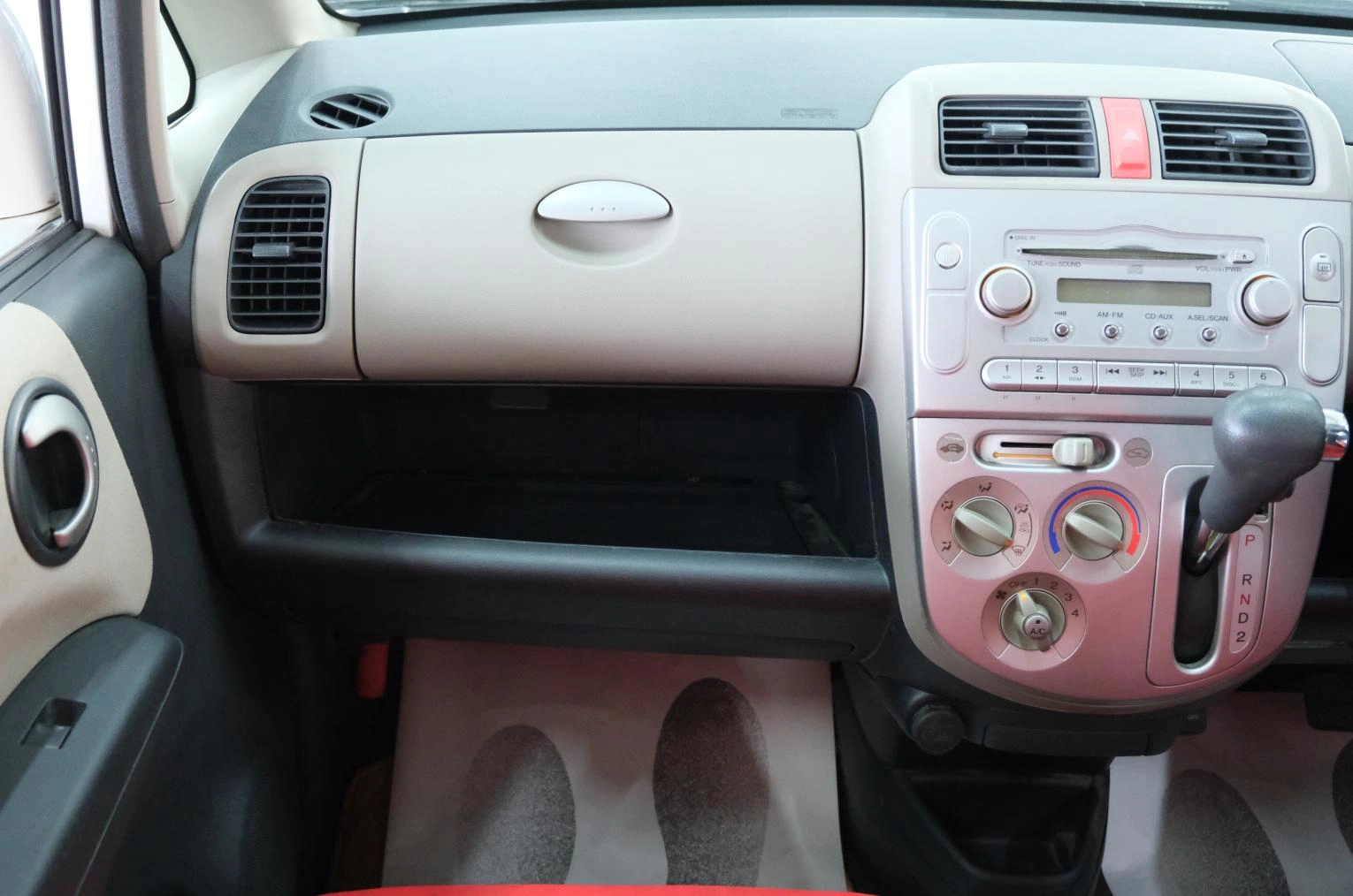 Honda Life 14 из 19