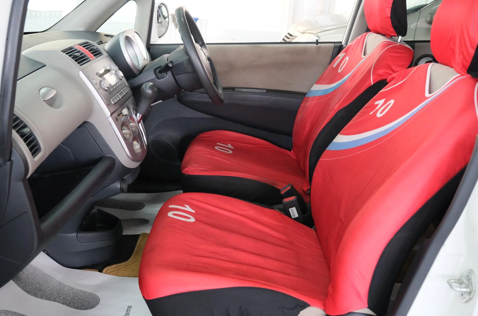 Honda Life 16 из 19