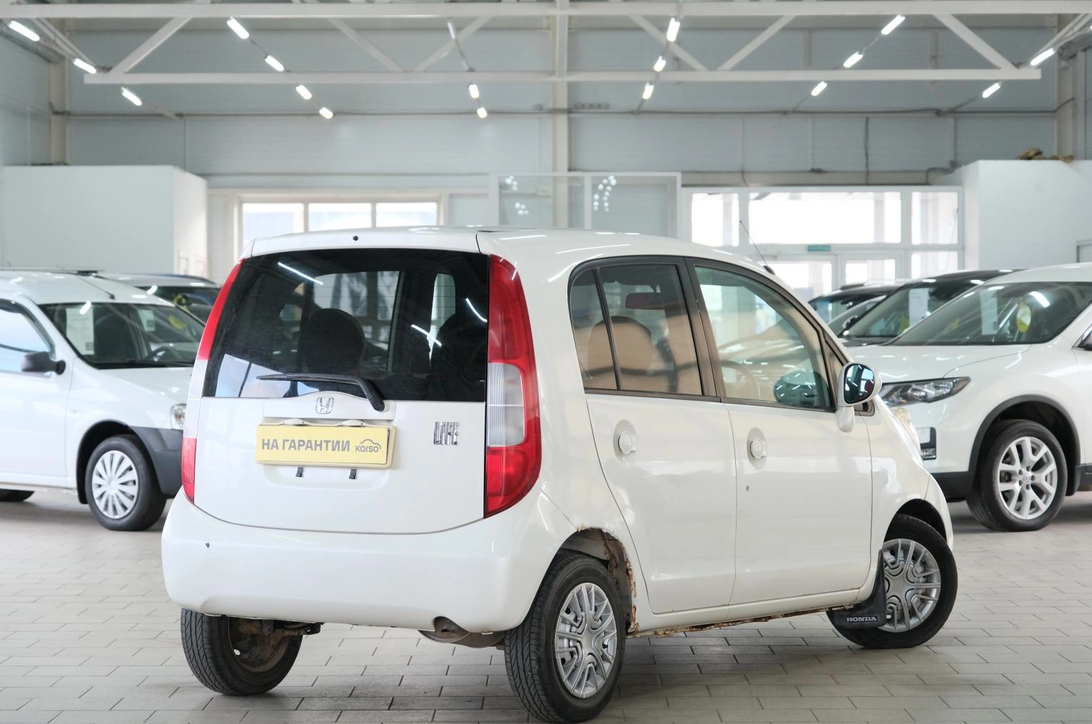 Honda Life 6 из 19