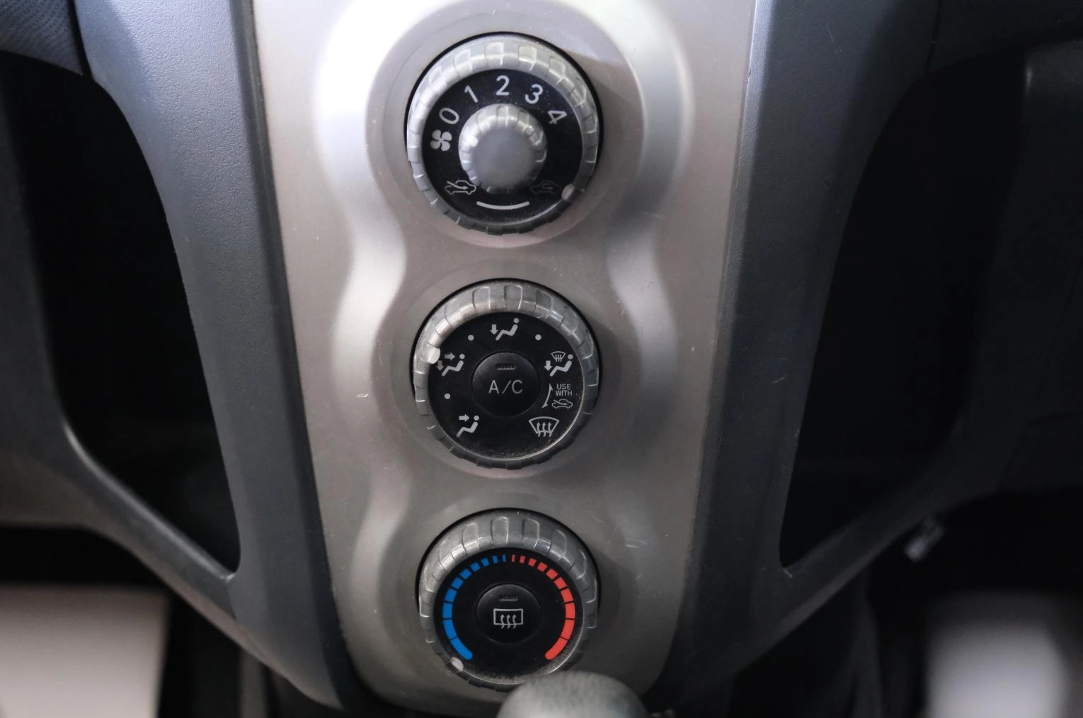 Toyota Vitz 14 из 21