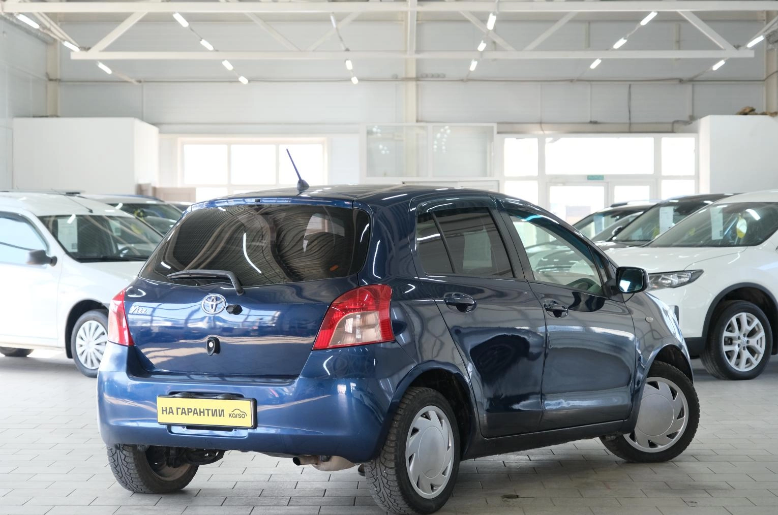 Toyota Vitz 6 из 21