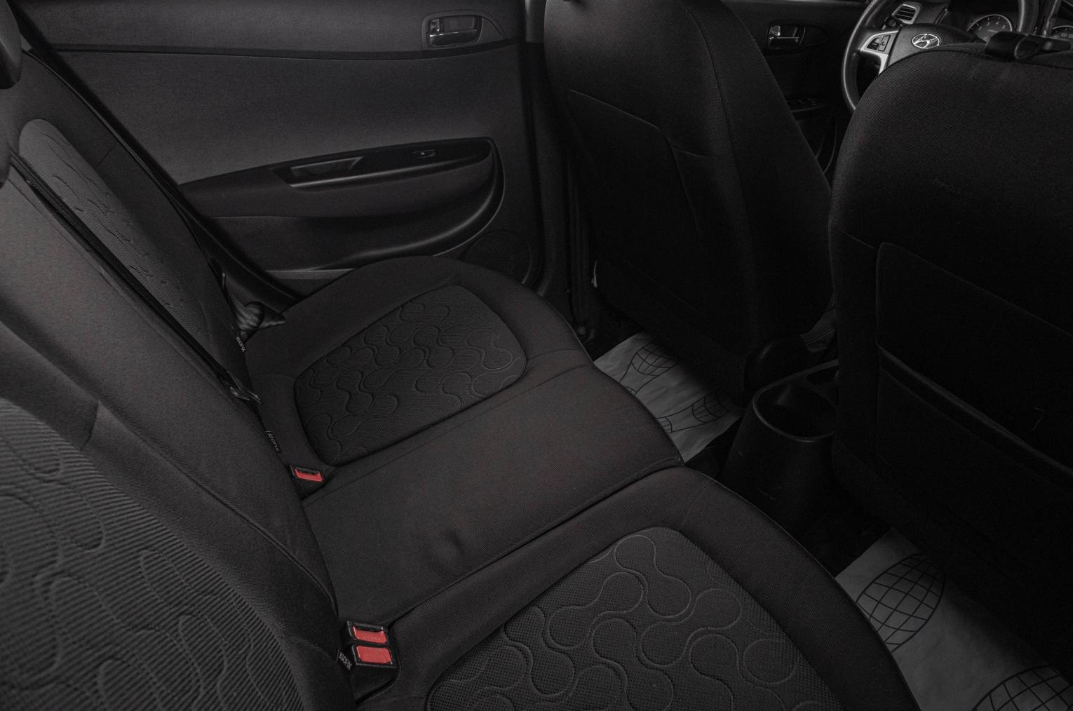 Hyundai i20 18 из 19