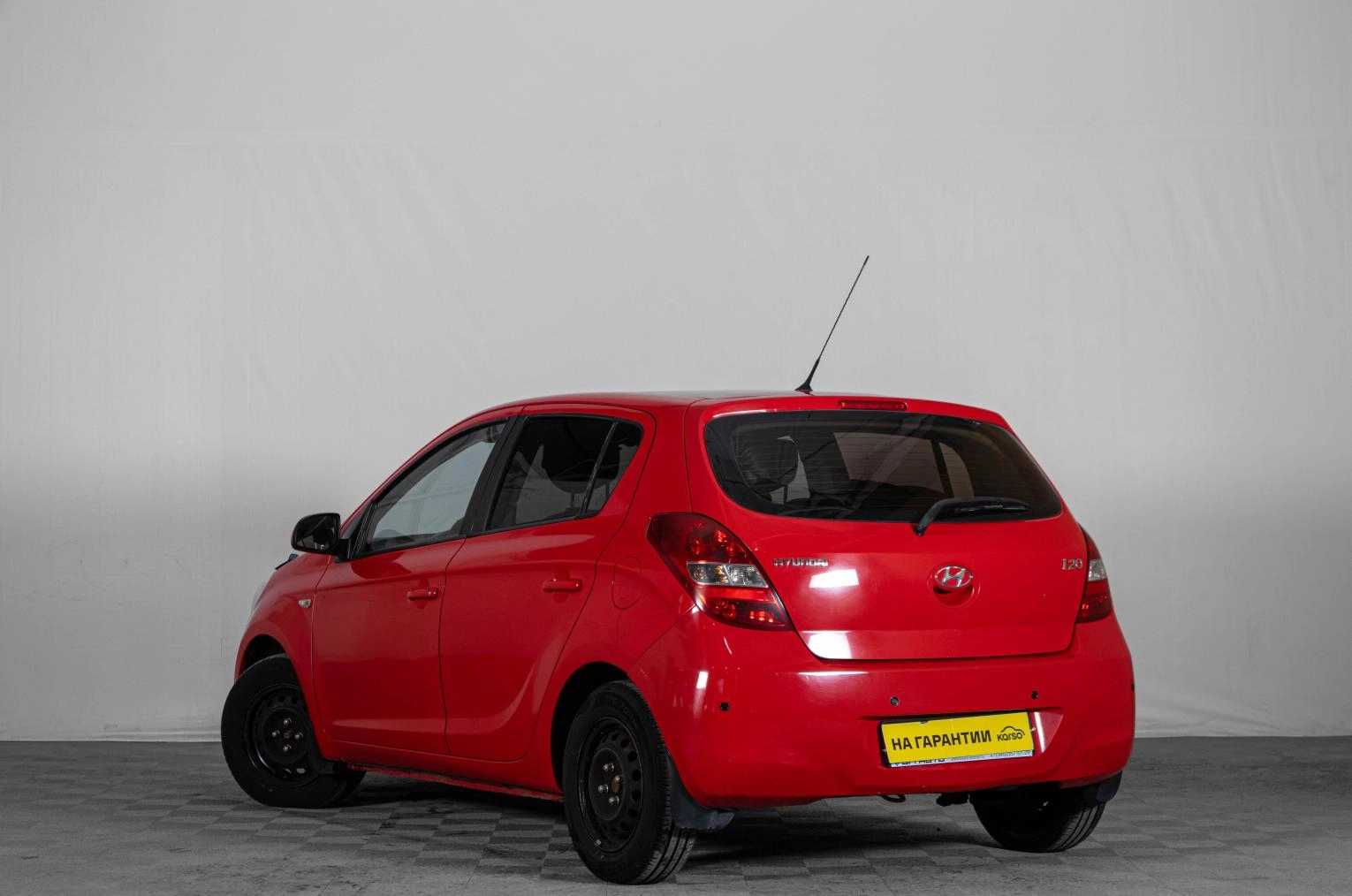 Hyundai i20 6 из 19