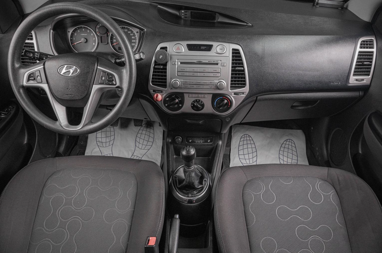 Hyundai i20 7 из 19