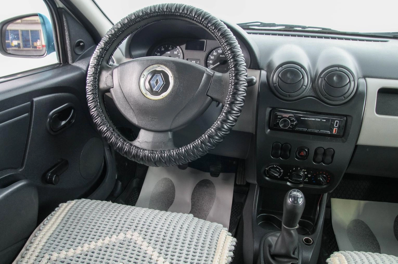 Renault Logan 12 из 21