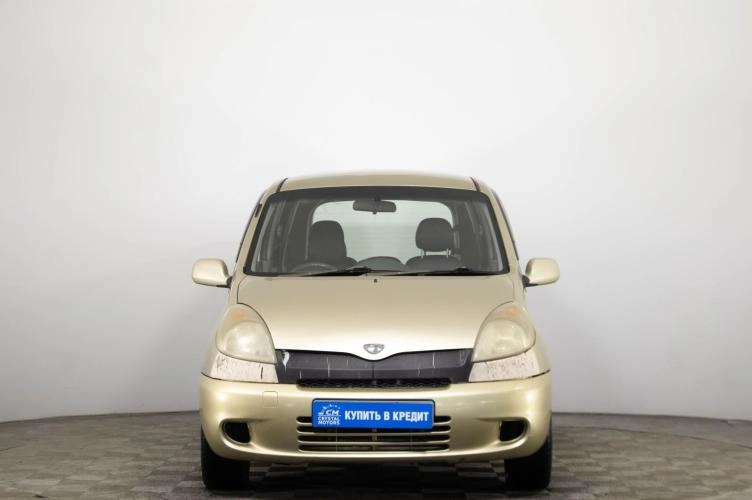 Toyota Funcargo 2 из 5
