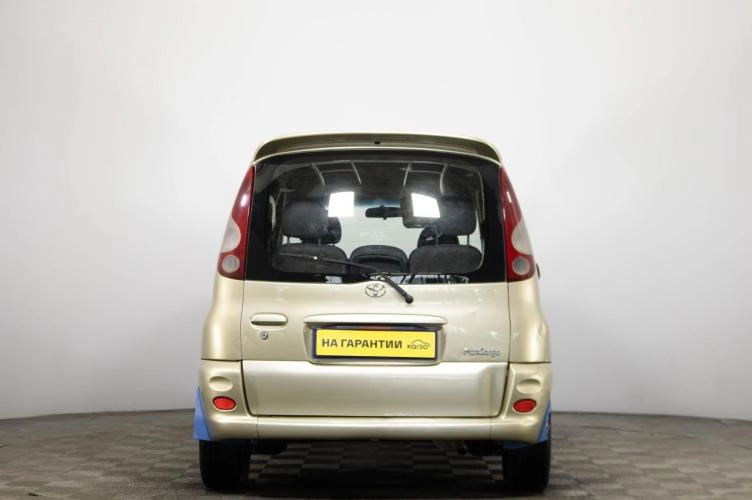 Toyota Funcargo 5 из 5