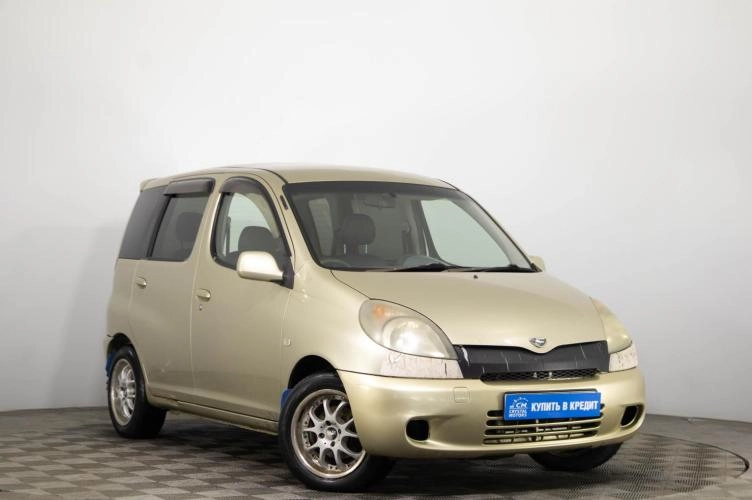 Toyota Funcargo 1 из 5