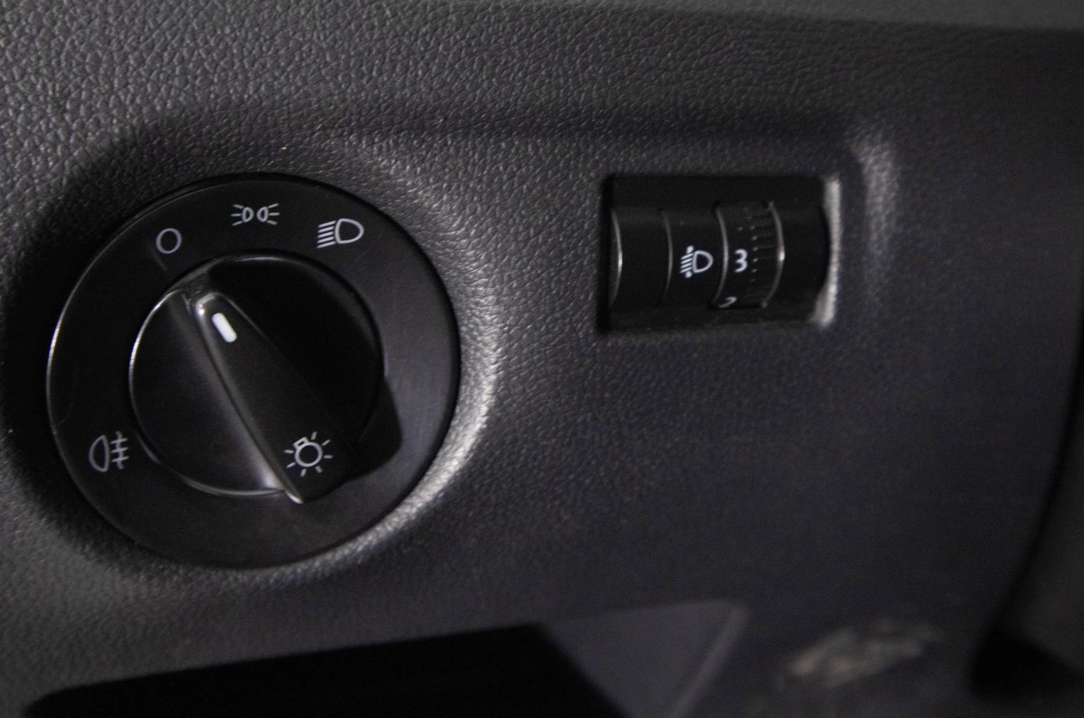 Skoda Fabia 20 из 21