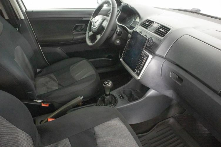 Skoda Fabia 11 из 21