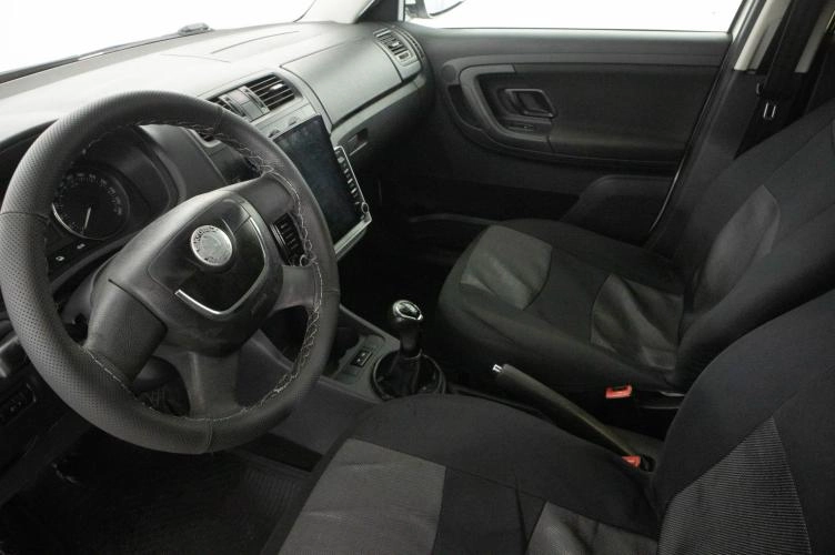 Skoda Fabia 8 из 21