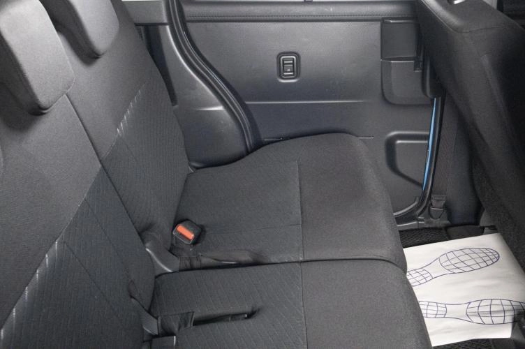 Subaru Justy 16 из 18