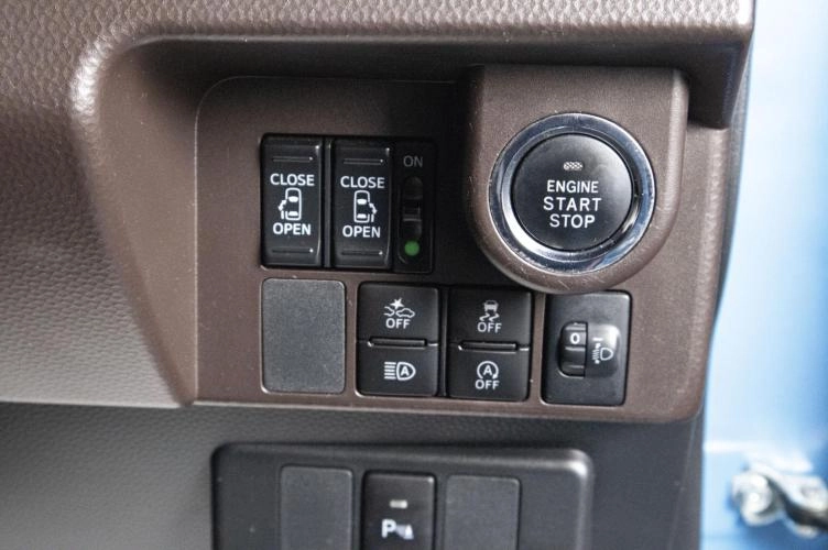 Subaru Justy 8 из 18