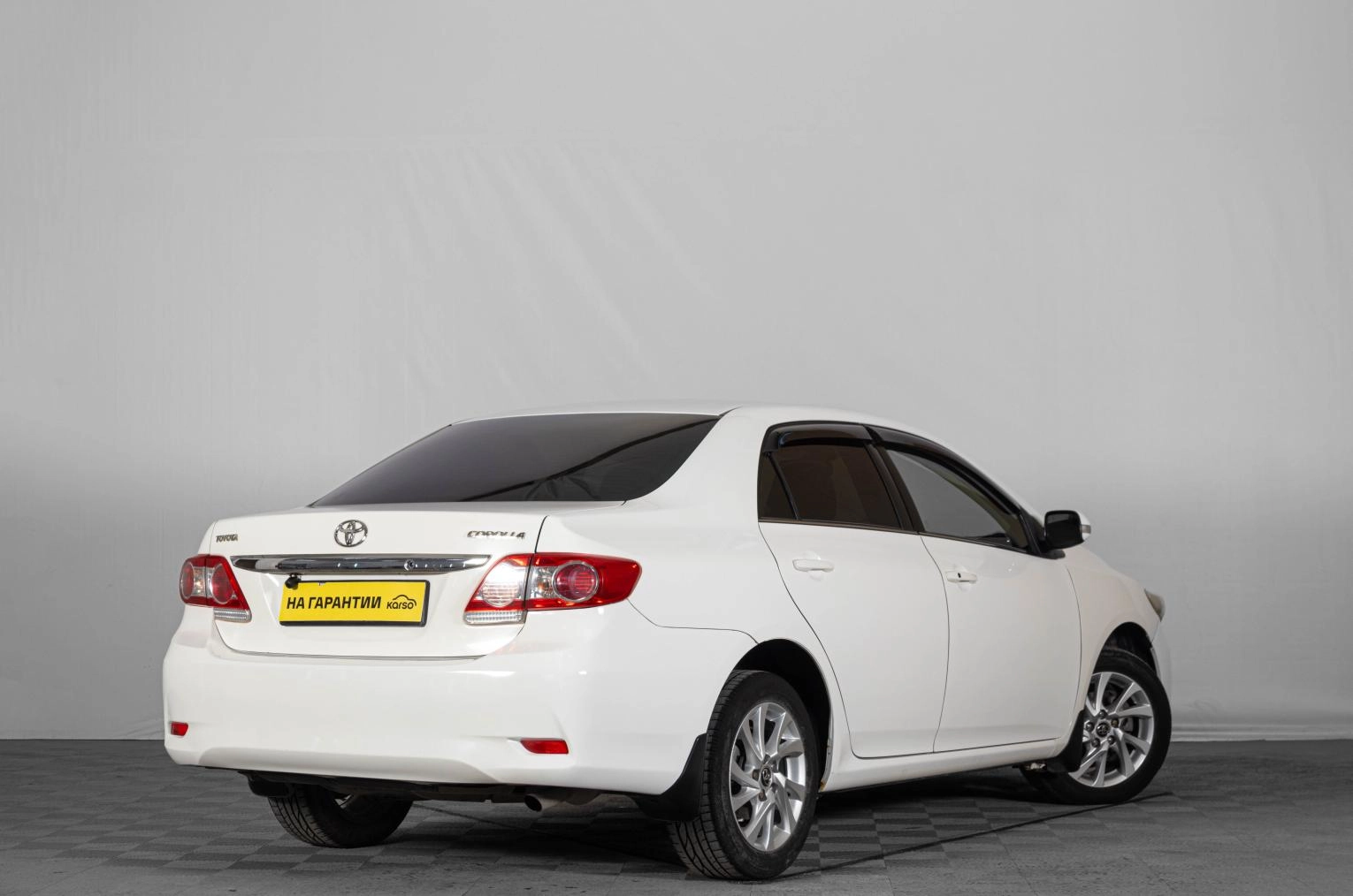 Toyota Corolla 4 из 19