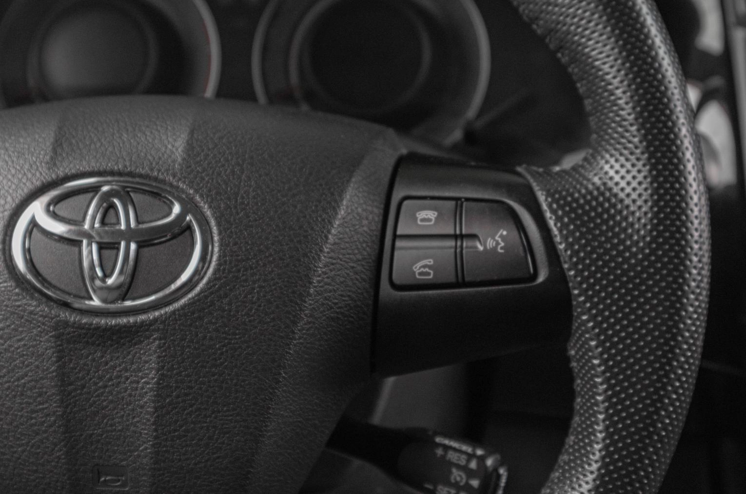 Toyota Corolla 12 из 19