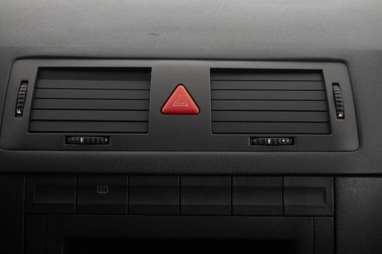 Skoda Fabia 16 из 21