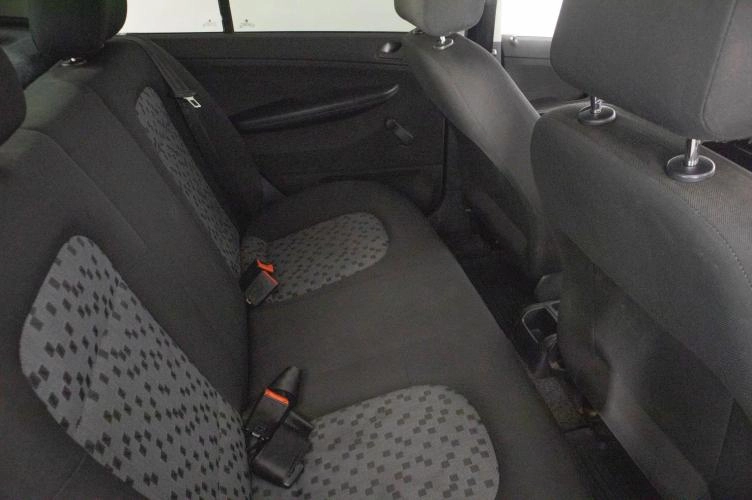 Skoda Fabia 10 из 21