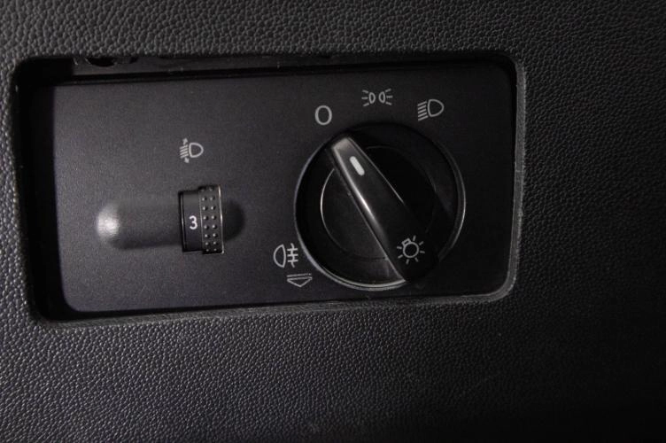 Skoda Fabia 19 из 21