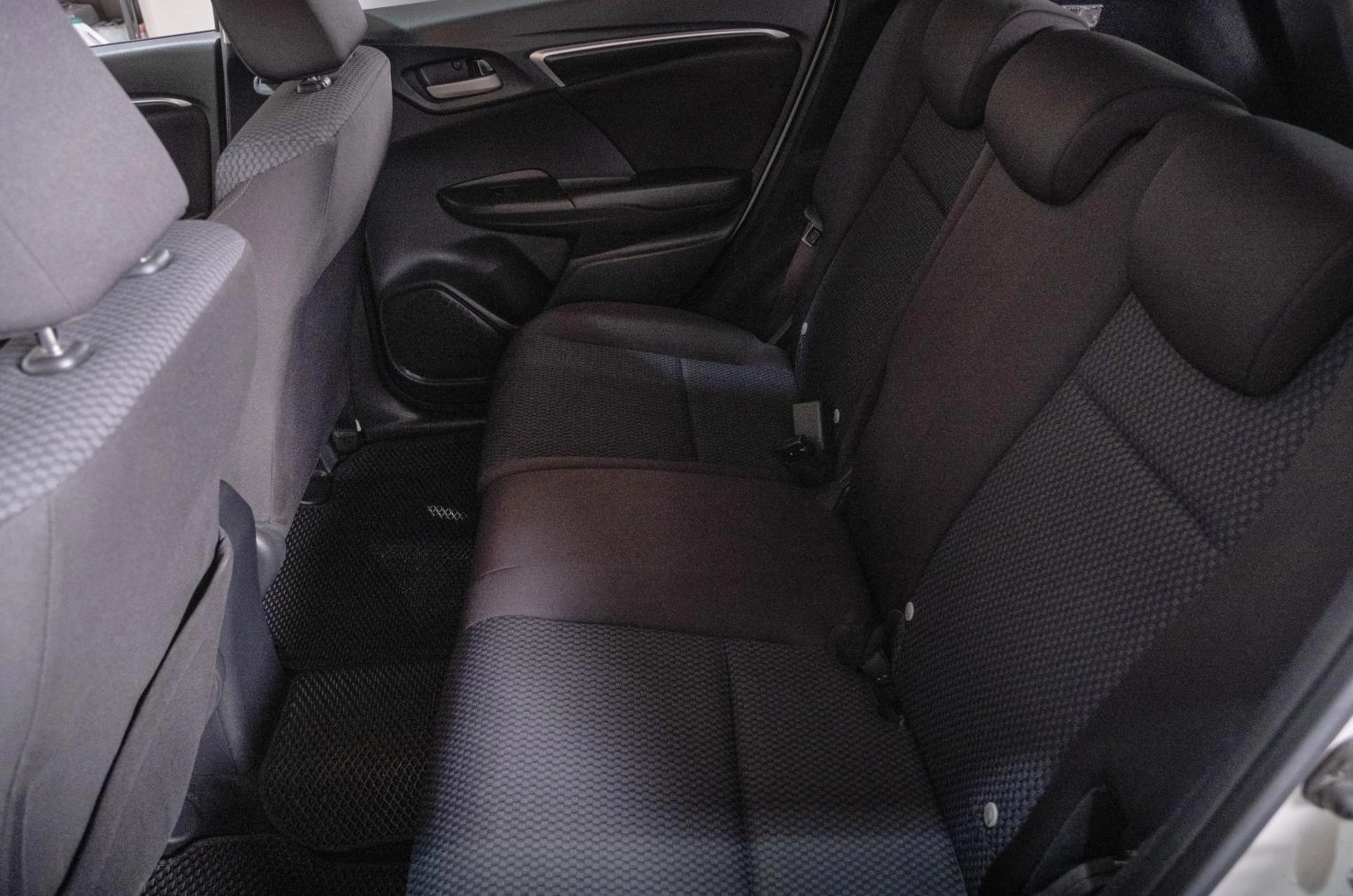 Honda Fit 20 из 22