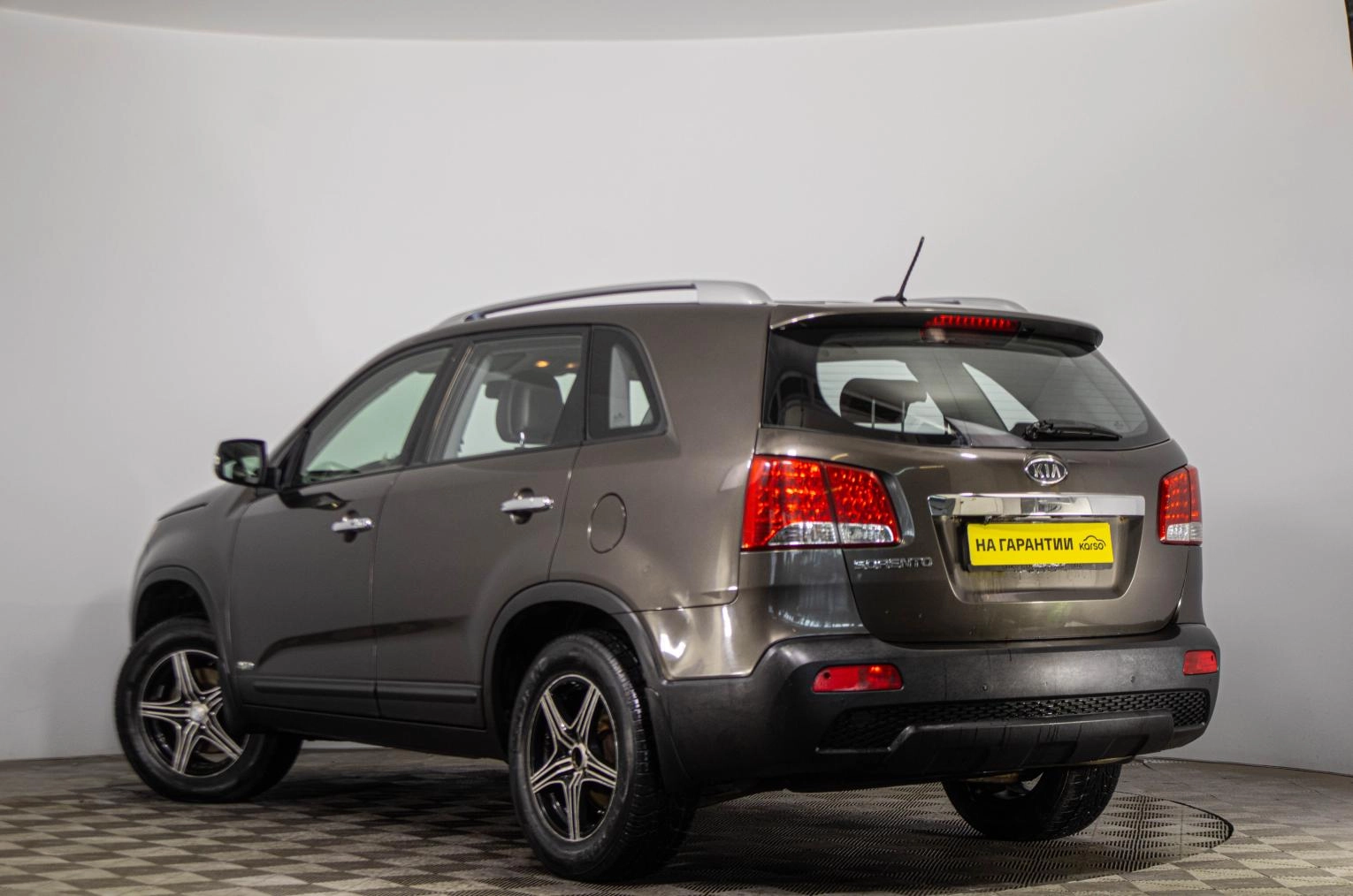 KIA Sorento 4 из 24