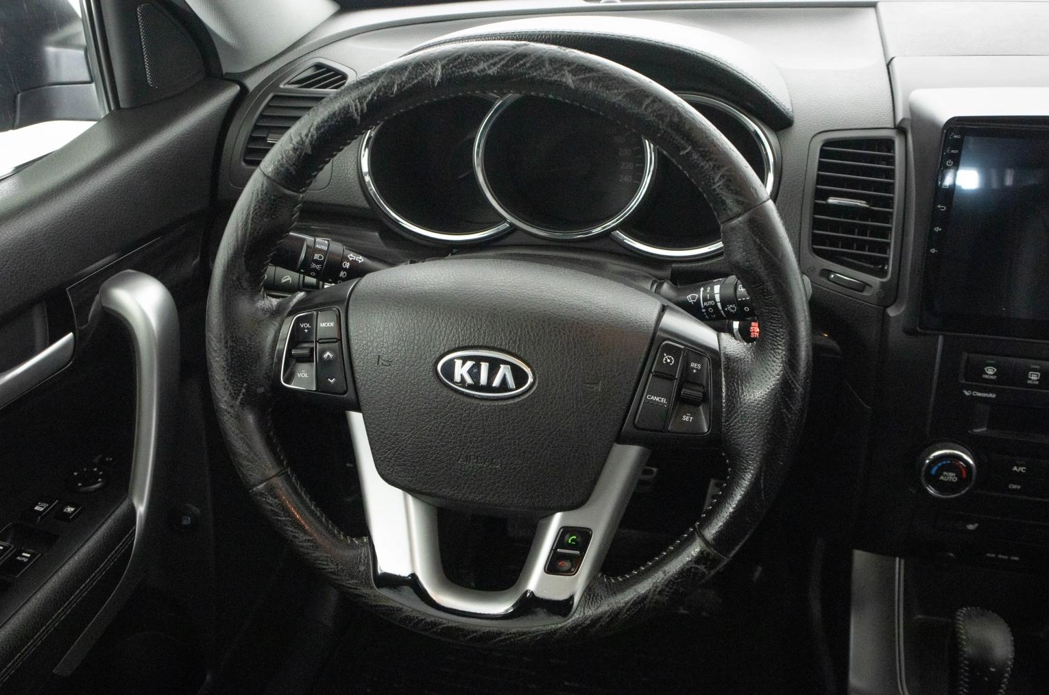 KIA Sorento 12 из 24