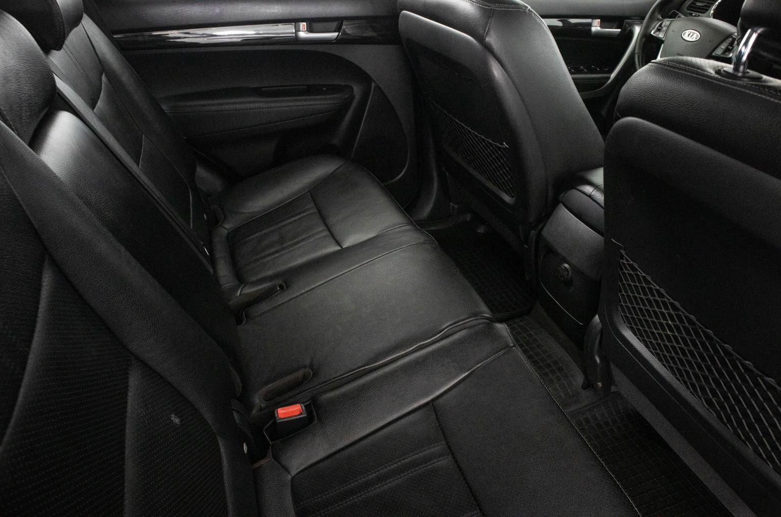 KIA Sorento 10 из 24