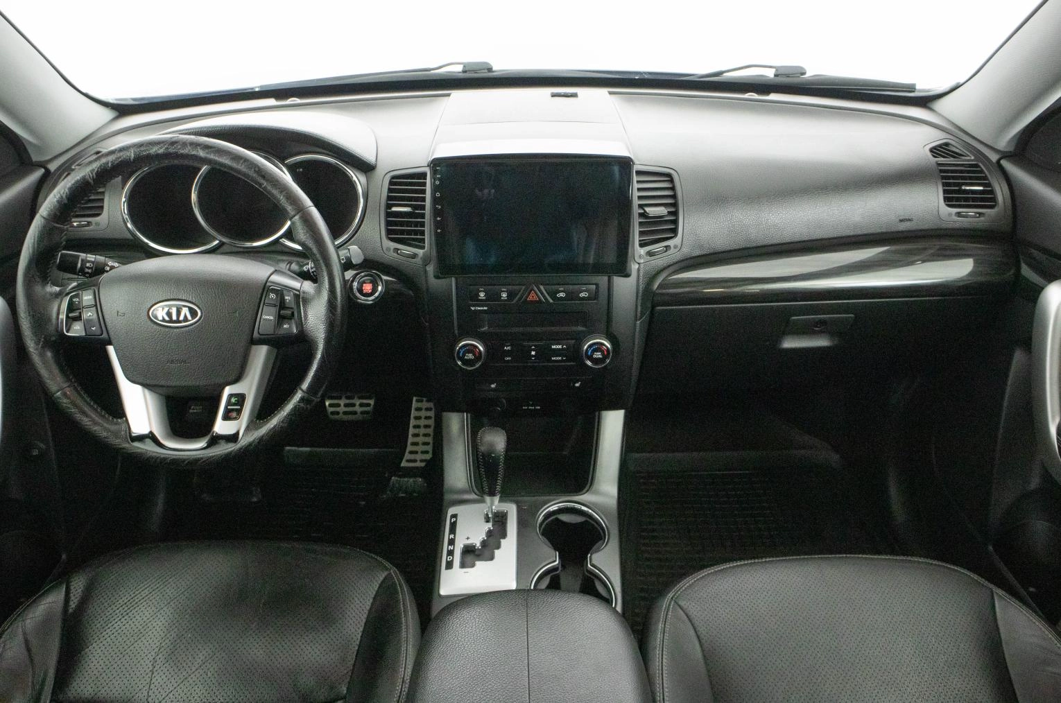KIA Sorento 13 из 24