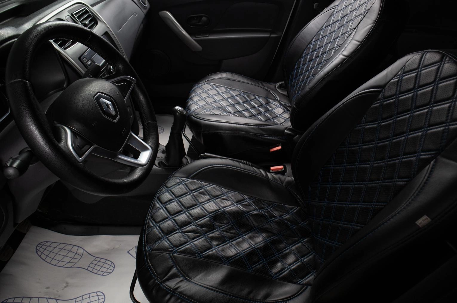 Renault Logan 12 из 15