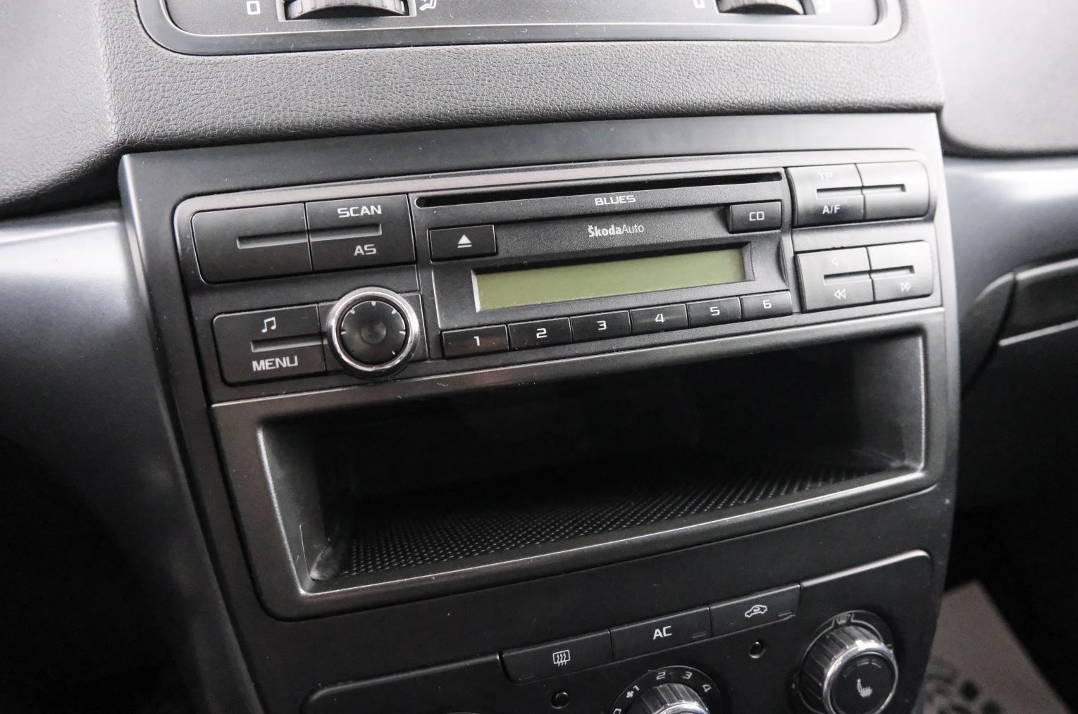 Skoda Yeti 15 из 22