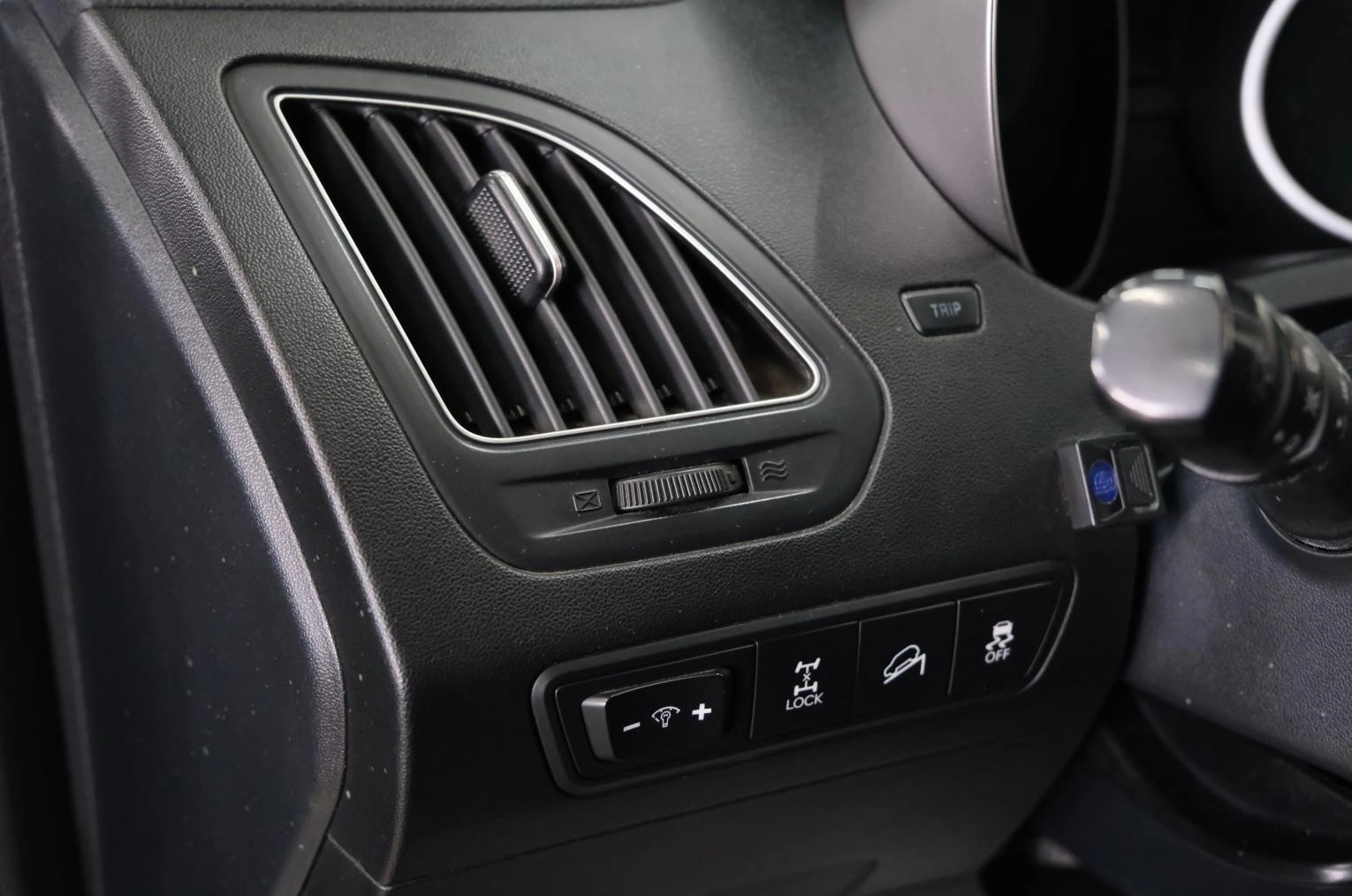 Hyundai ix35 9 из 26