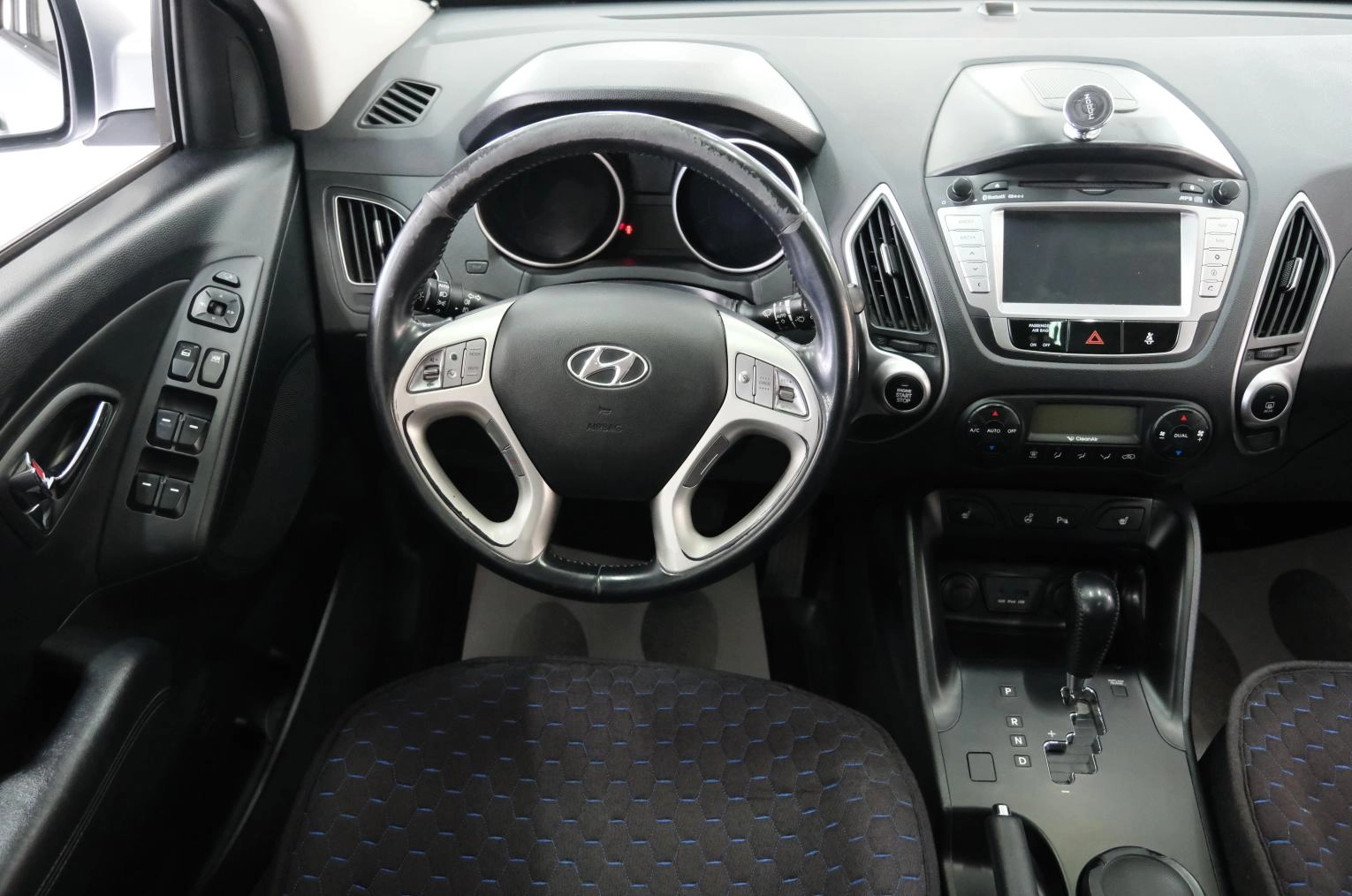Hyundai ix35 11 из 26
