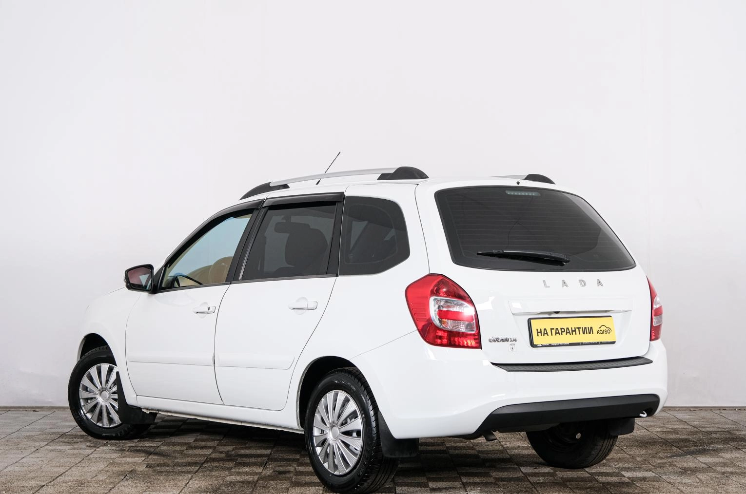 ВАЗ (LADA) Granta 4 из 24