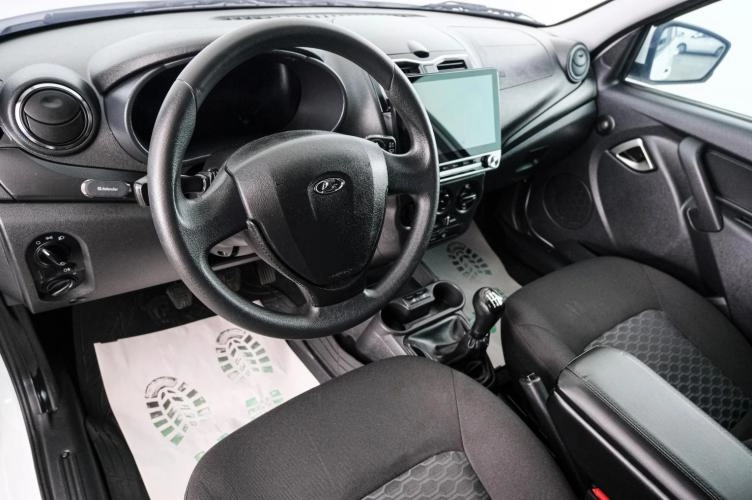 ВАЗ (LADA) Granta 8 из 24