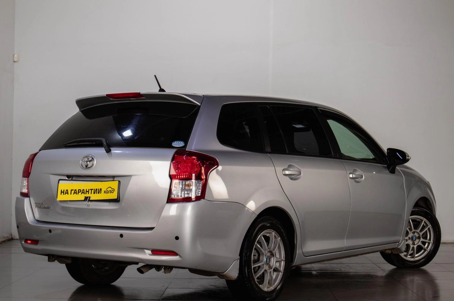 Toyota Corolla Fielder 6 из 19