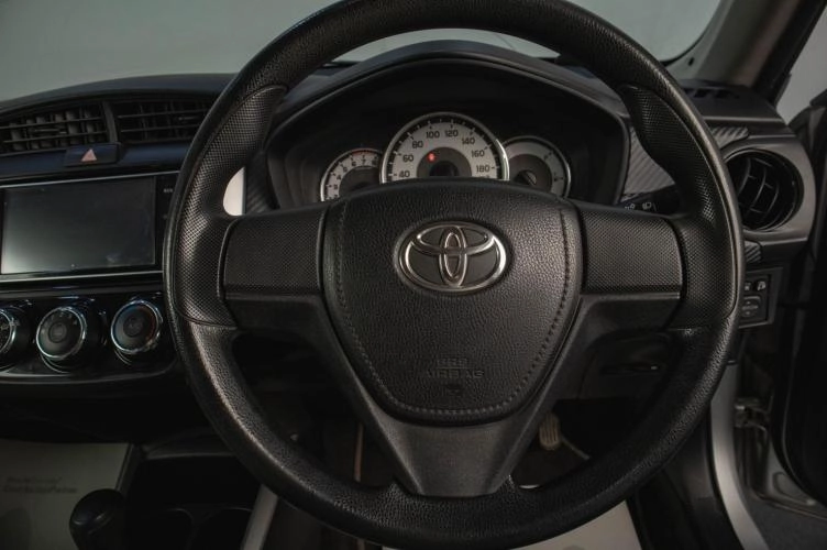 Toyota Corolla Fielder 12 из 19