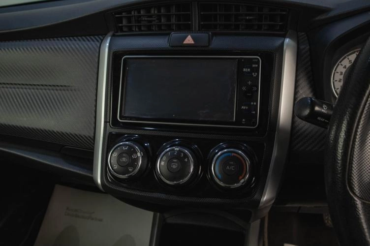 Toyota Corolla Fielder 16 из 19