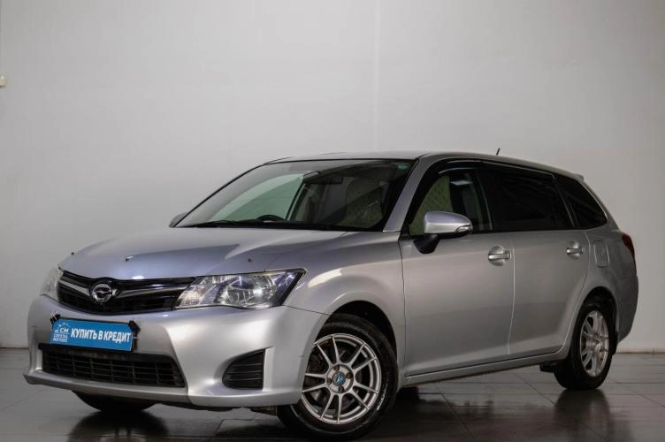Toyota Corolla Fielder 3 из 19
