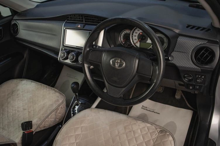 Toyota Corolla Fielder 7 из 19