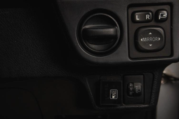 Toyota Corolla Fielder 9 из 19