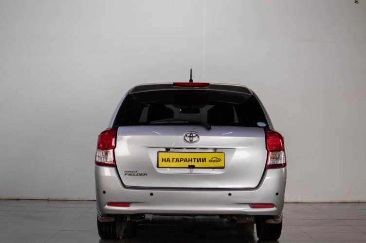 Toyota Corolla Fielder 5 из 19