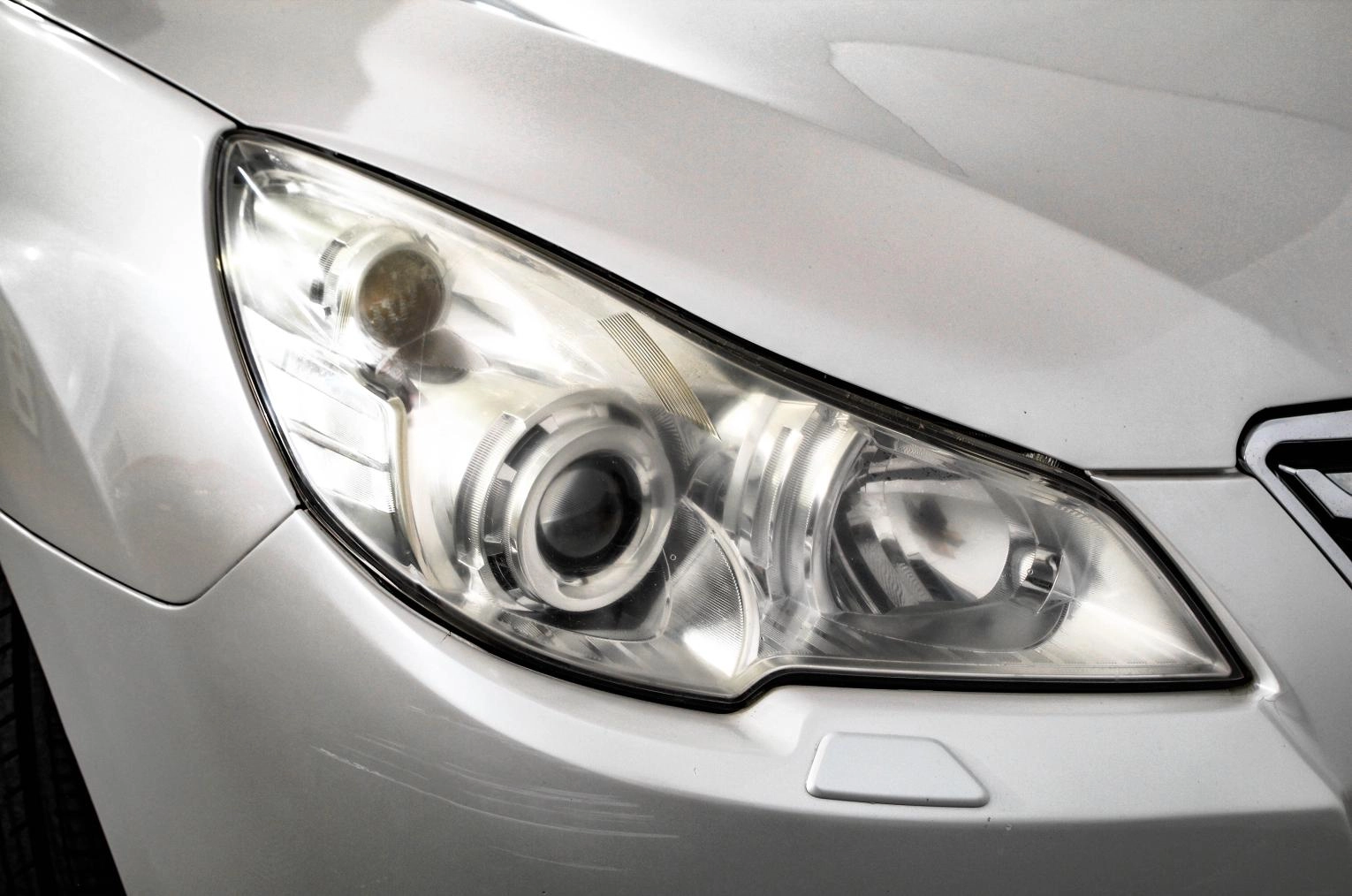 Subaru Legacy 8 из 29