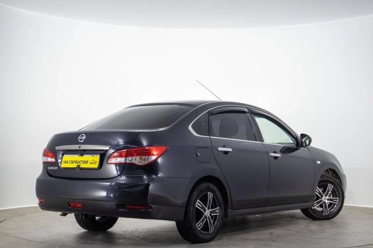 Nissan Almera 4 из 5