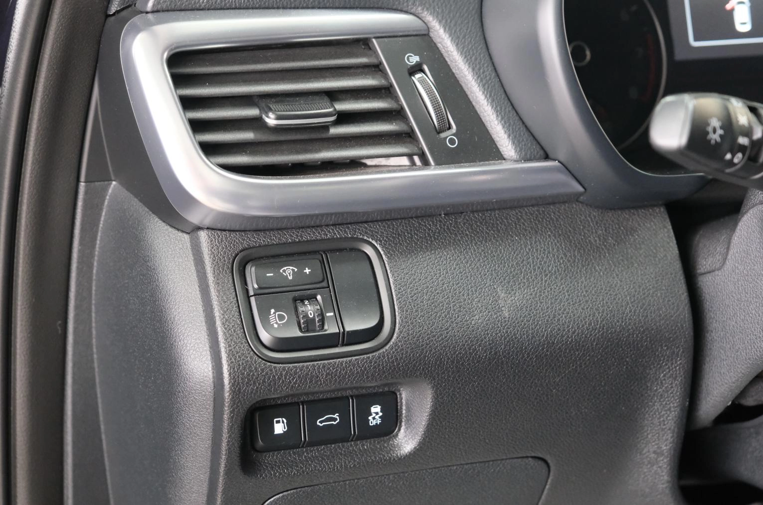 KIA Optima 10 из 27